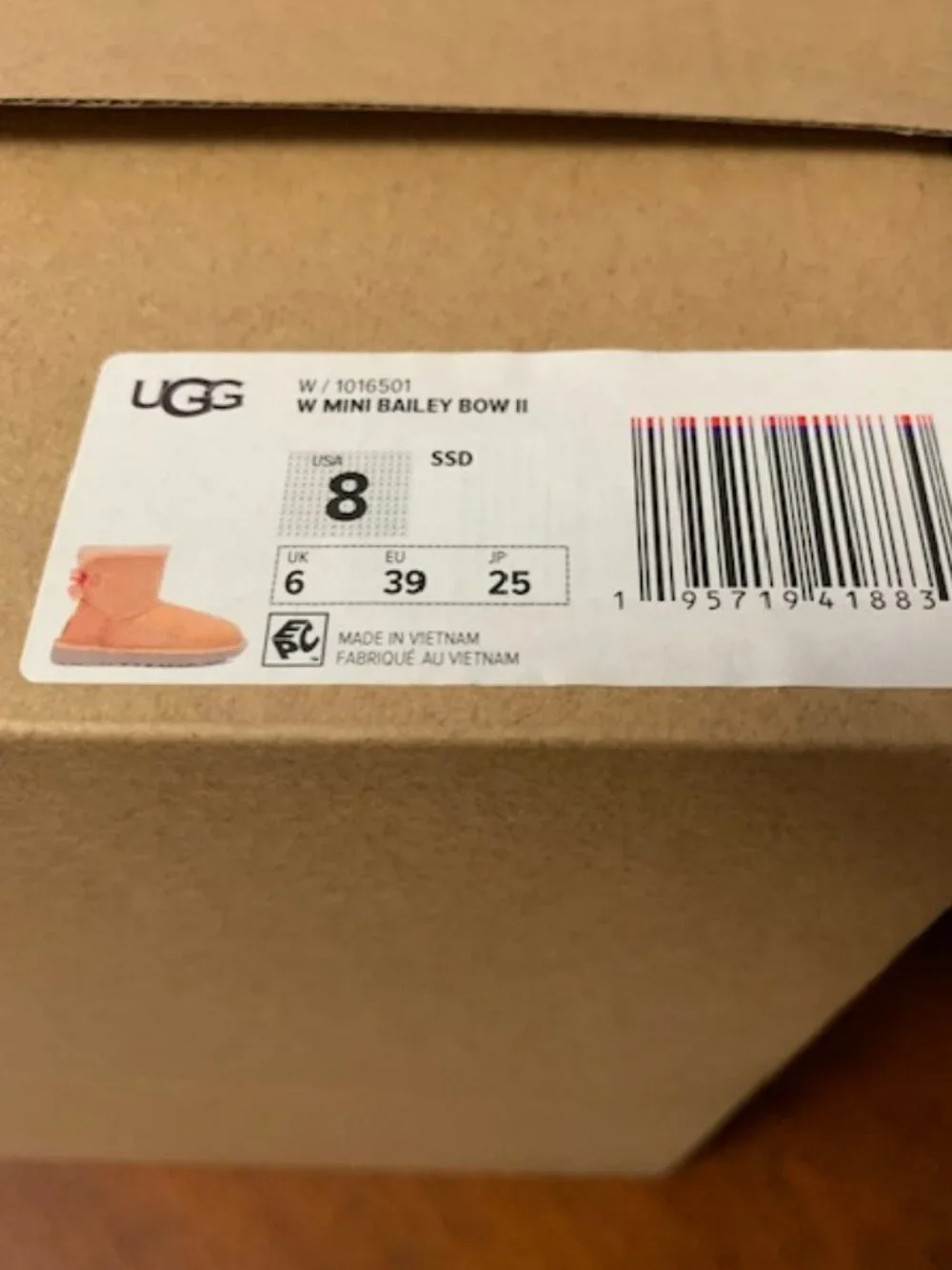 NIB UGG Boots